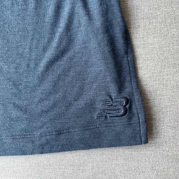 NEW BALANCE | Women's Transform Two Way Tank in Blue S - Picture 5 of 8